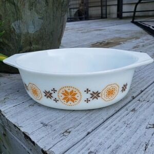 Vintage Pyrex Town And Country #043 1.5Qt Oval Handled Casserole Dish